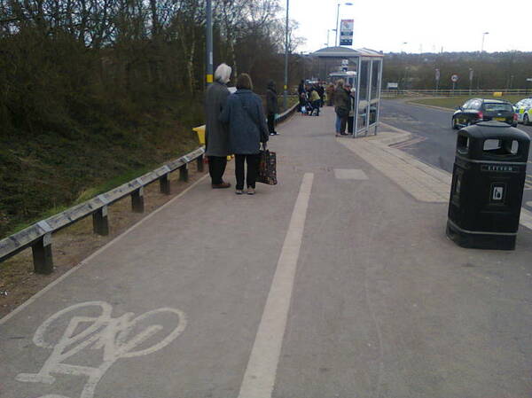 The photo for QE Hospital Main Entrance.